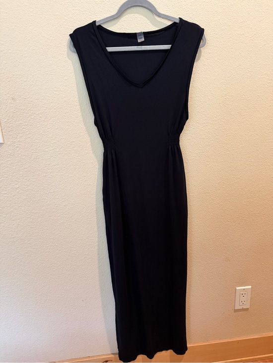 bromelia Dresses & Skirts - Sleeveless Black V-Neck Maxi Dress - Timeless Everyday Style